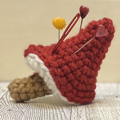 crocheted mushroom pincushion