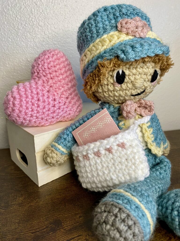 valentine boy crochet pattern with bag