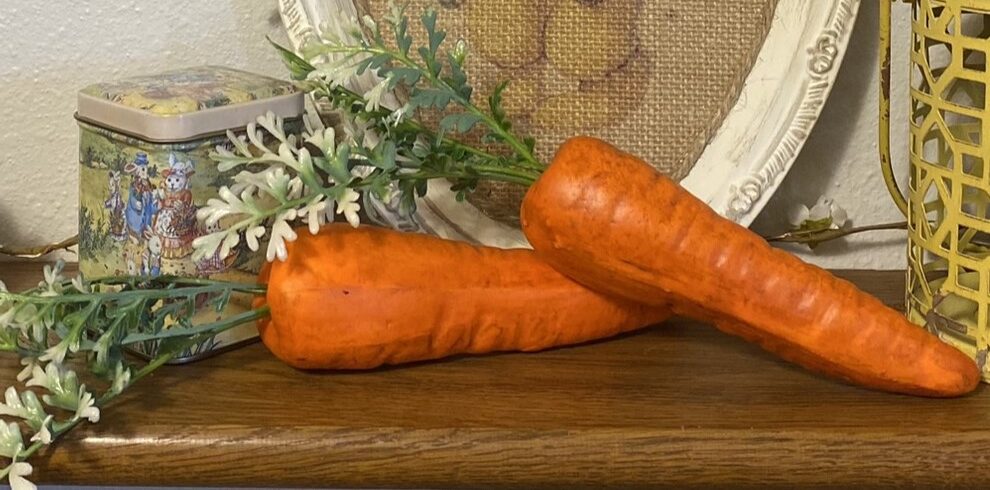 Dollar Tree fake carrots get a rustic makeover